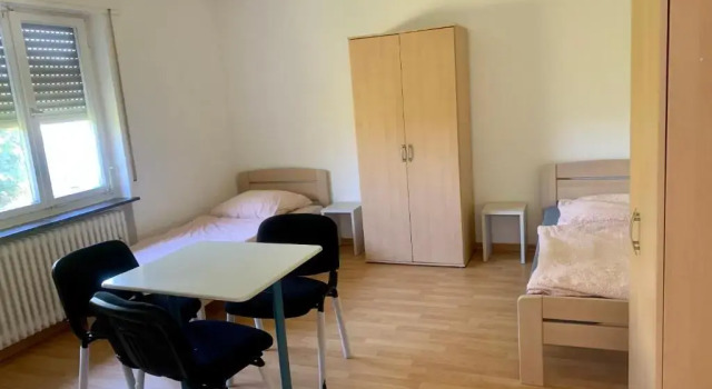 Neureut, Rezervasyon Pansiyon / Hostel Karlsruhe Baden-Württemberg