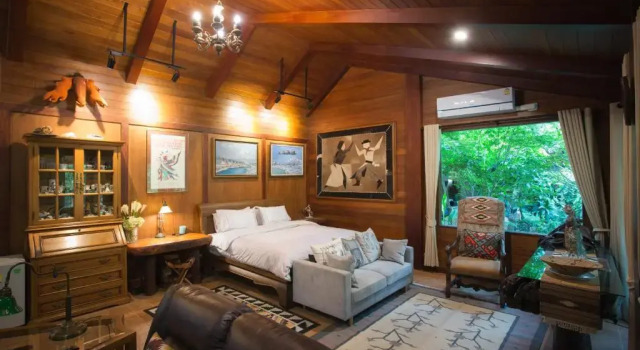 Вилла Deluxe Cattanis Riverside Home