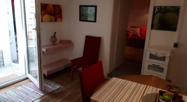 Apartment With one Bedroom in Mönchengladbach, With Enclosed Garden and Wifi, Забронировать Апартаменты/квартира Мёнхенгладбах 