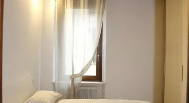 Centre 2 bedroom Flat, Забронировать Отель Отели Вероны с парковкой, рядом с Филармонический театр Вероны, Парковка