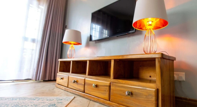 Апартаменты Deluxe Villa Karibu Serviced Apartments