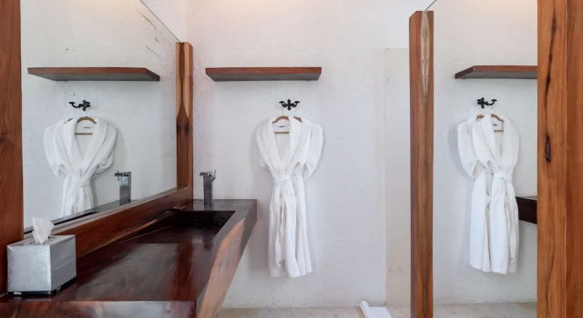 Camera Premium Casa Aakbal - Luxury Beach Front Villa