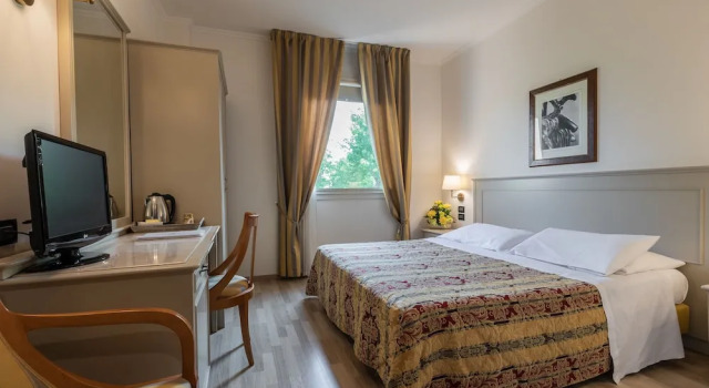 Номер Standard Hotel Michelangelo