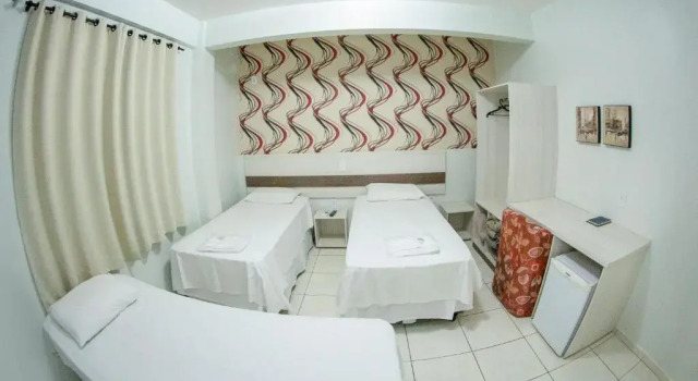 Трёхместный семейный номер Standard Hotel Sambakia