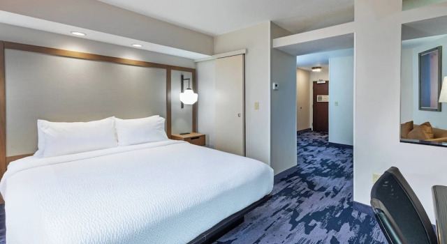 Люкс c 1 комнатой Fairfield Inn & Suites Tulsa Downtown Arts District