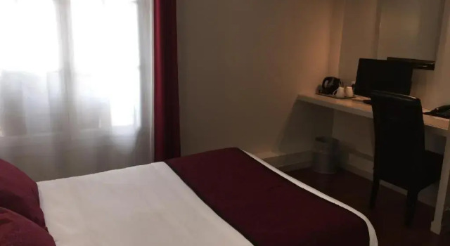 Номер Comfort Hôtel Vendôme
