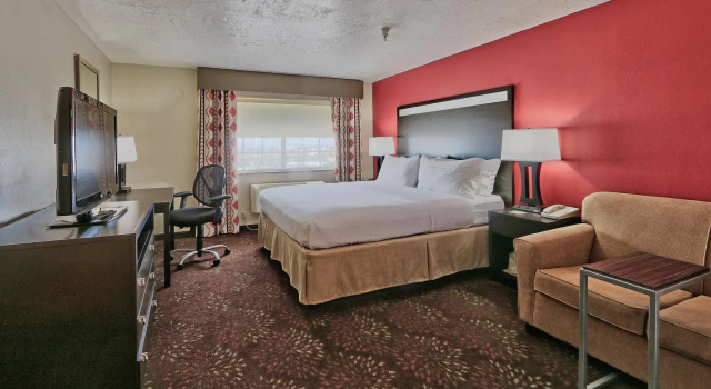 Номер Standard Holiday Inn & Suites Albuquerque Airport by IHG