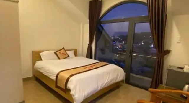 Двухместный номер Deluxe с балконом An Nhien Hotel