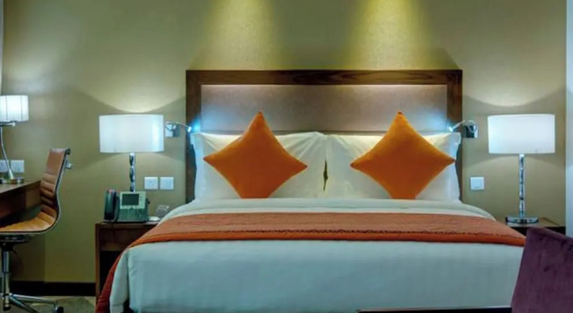 Двухместный полулюкс с видом на город Crowne Plaza Madinah by IHG