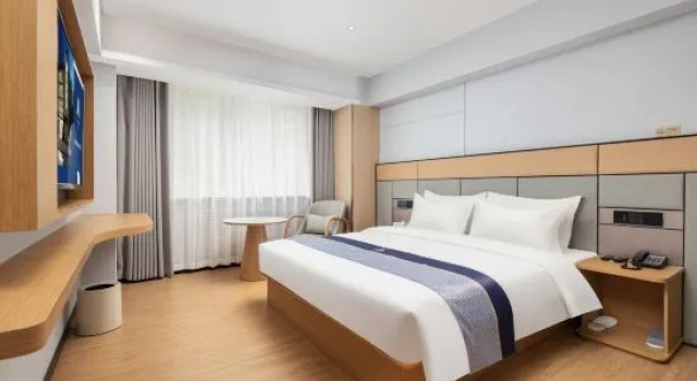 Люкс Aifei Hotel (Tianjin Binhai High-Speed Rail Station & Polar Ocean Park Branch)