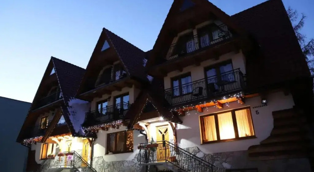 Willa Chaber, Book Hotel Hotels in Tatras with Parking, Parking