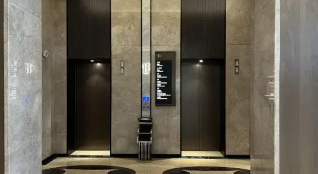 Zhong Wei Yuxi Hongta Hotel	, Rezerwuj Hotel Hotele w Yuxi z parkingiem, Parking