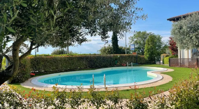 Апартаменты Appartamento con giardino privato, piscina e spiaggia a 500mt