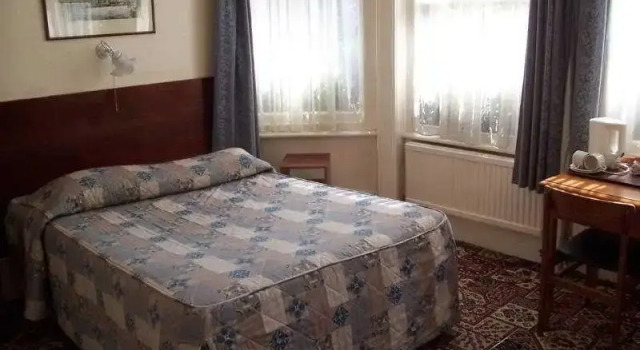Queens Hotel