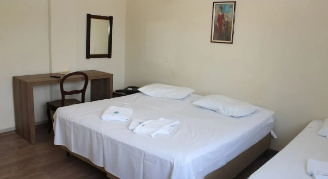 Трёхместный номер Standard Espigão Palace Hotel