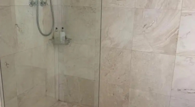 Люкс Deluxe c 1 комнатой с видом на бассейн Beluga of Constantia Guest House