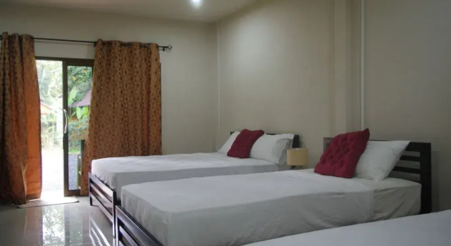 Семейный номер Standard Thai House Beach Resort