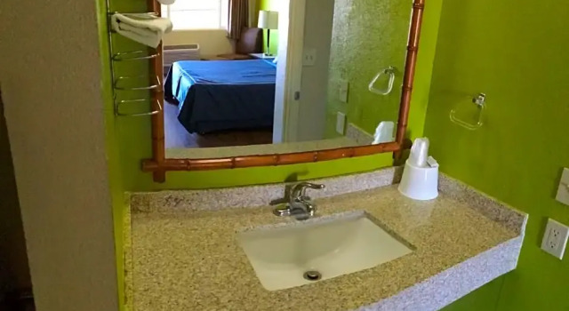 Standard Doppel Zimmer Discovery Inn