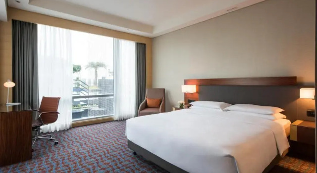 Двухместный номер с видом на бассейн Hyatt Regency Lucknow Gomti Nagar
