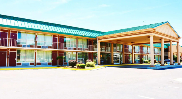 Номер Standard Red Roof Inn & Suites Cave City