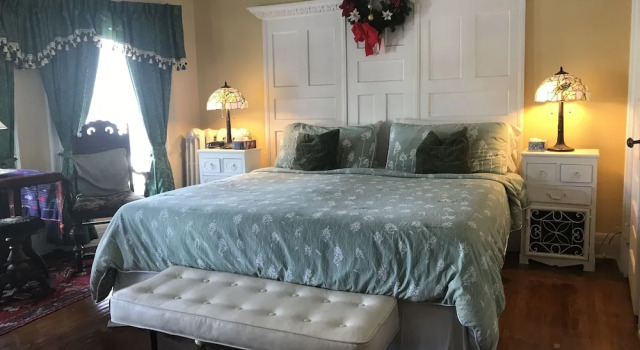 Двухместный люкс A Moment in Time Bed and Breakfast
