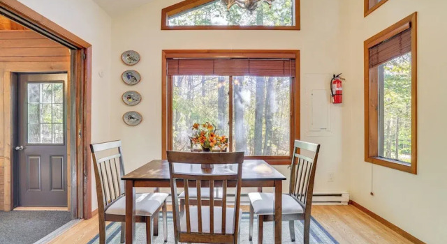 Коттедж Near Water Parks: Pet-friendly Tobyhanna Getaway!