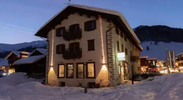 Castellani Livigno Apartments, Buchen Sie Ferienwohnung Hotels in Livigno mit Parkplatz, Parkplätze