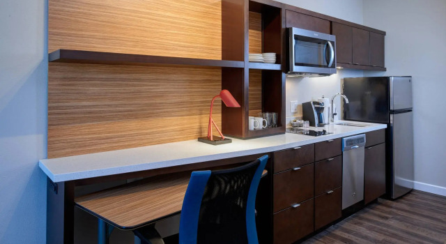 Четырёхместная студия TownePlace Suites by Marriott Cleveland Solon