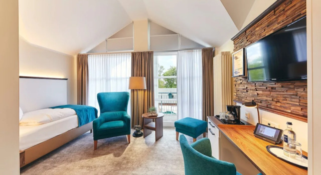 Одноместный номер Standard с балконом Dorint Strandresort & Spa Ostseebad Wustrow