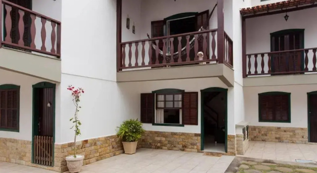 Casa Triplex no Peró, Забронировать Отель Отели штата Рио-де-Жанейро с парковкой, Парковка