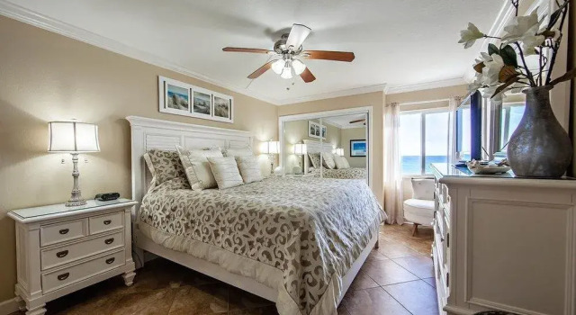Gulf Shore Condo #304 - 2 Br condo by RedAwning, Book Lejlighed Destin Emerald Coast