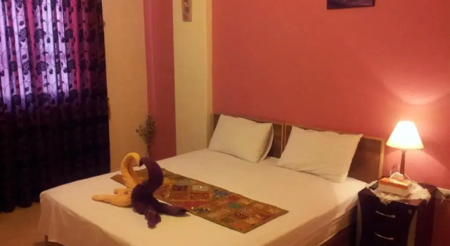 Jordan River hotel, Забронировать Отель Недорогие отели Аммана, рядом с Римский театр Аммана, недорого