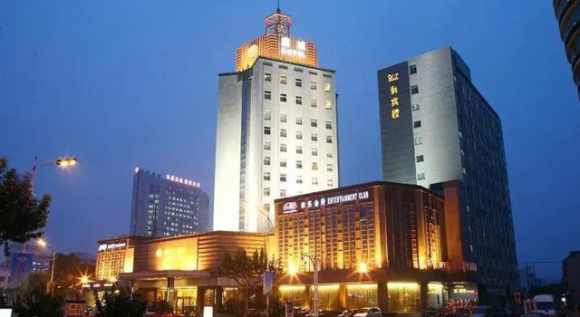 Yucheng Hotel