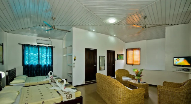Трёхместный люкс Deluxe Balay Tuko Garden Inn