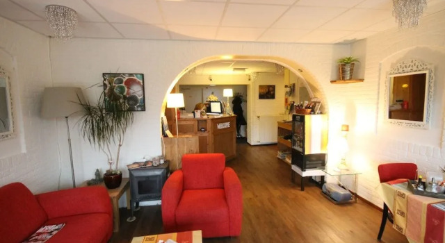 B&B de Ster van Dwingeloo, 预订 酒店 德文格洛 德伦特省