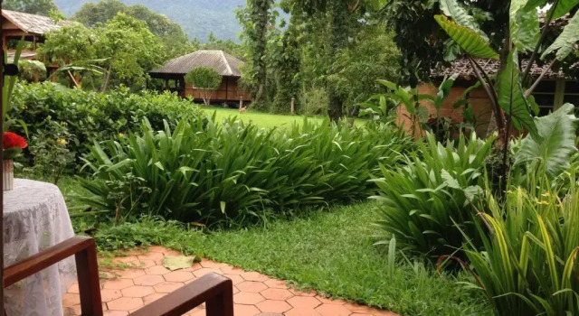 Коттедж Yang Tone Farm Stay