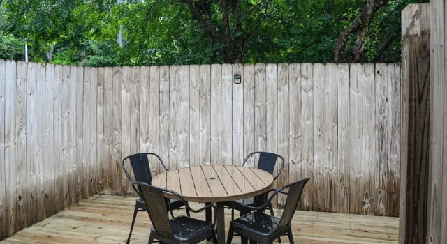 Townhouse Private Patio Close to Everything, Rezerwuj Apartament Tallahassee 