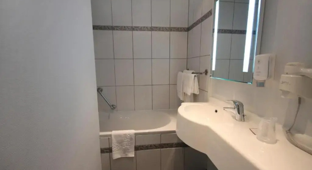 Трёхместный номер Standard Hôtel et Restaurant Aster, Saint-Avold Nord