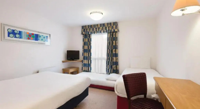 Семейный номер Standard Days Inn by Wyndham Telford Ironbridge