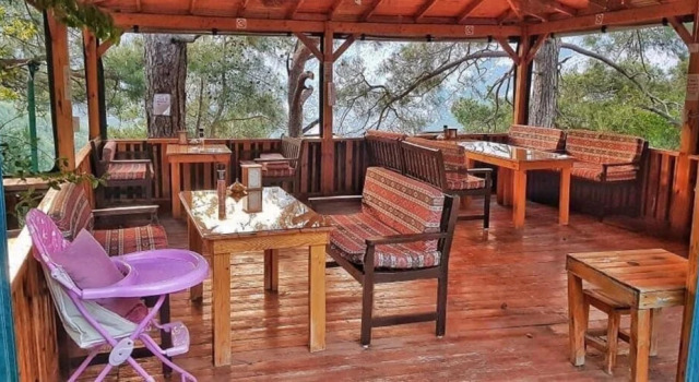 Tiny House with Shared Pool in Konyaalti, Boek Hotel Gedeller Regio Middellandse Zee