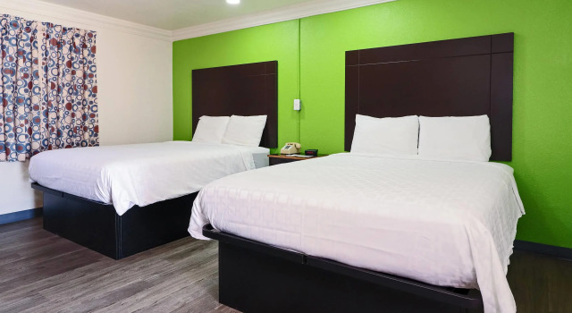 Четырёхместный номер Standard Rodeway Inn San Antonio Lackland AFB - SeaWorld-Rivarwalk-The Alamo