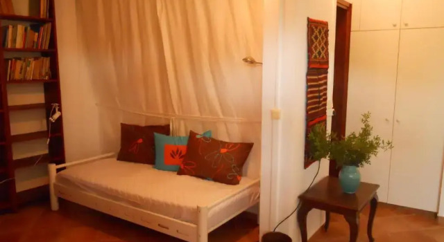 Almyriki, Book Villa Hotels in Central Greece with Parking, Parking