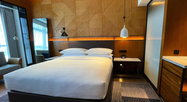 Four Points by Sheraton Yiyang, Book Hotel Hotels in Yiyang with Parking, Parking