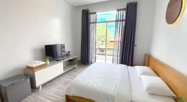 Двухместный номер Standard с балконом Vien Hotel