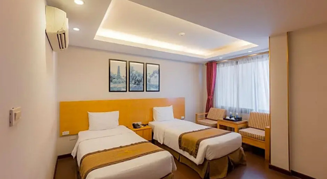 Номер Superior Riverside Hanoi Hotel