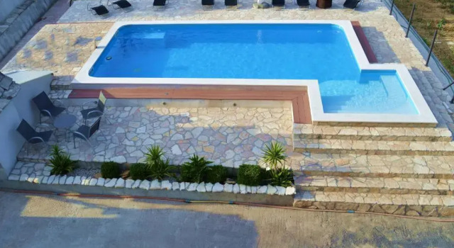 Villa Bubalo, Varaa Villa Hotellit Split-Dalmatia pysäköinnillä, Pysäköinti