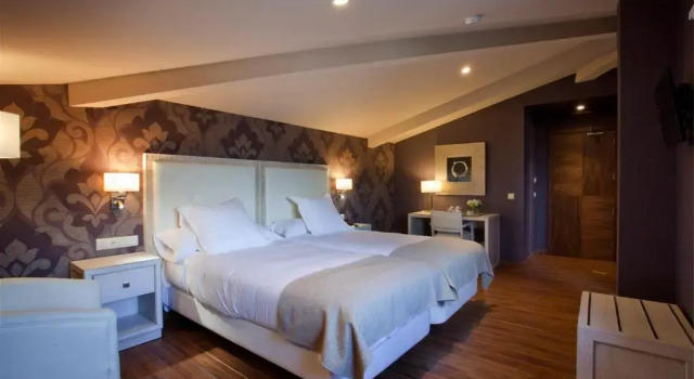Двухместный номер Superior Hotel Os Olivos