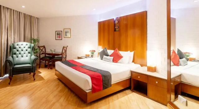 Двухместный клубный номер Standard SFO Hotel and Suites