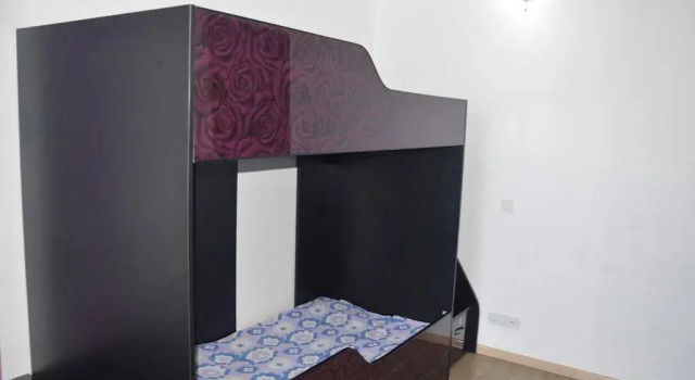 Irakli's Apartment with Terrace, Book Apartment Batumi 