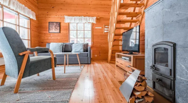 Коттедж с 3 комнатами Lomaperkkiö Cottages
